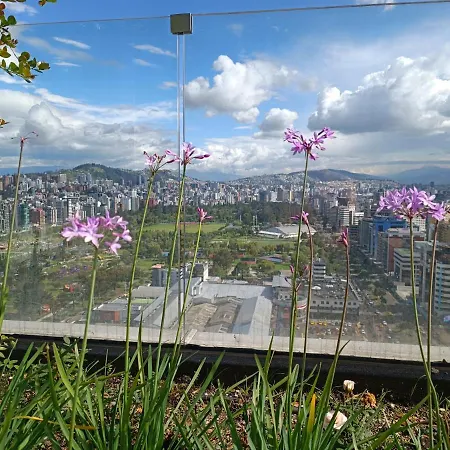 Hermoso Penthouse Vistas Espectacular Quito Exterior photo