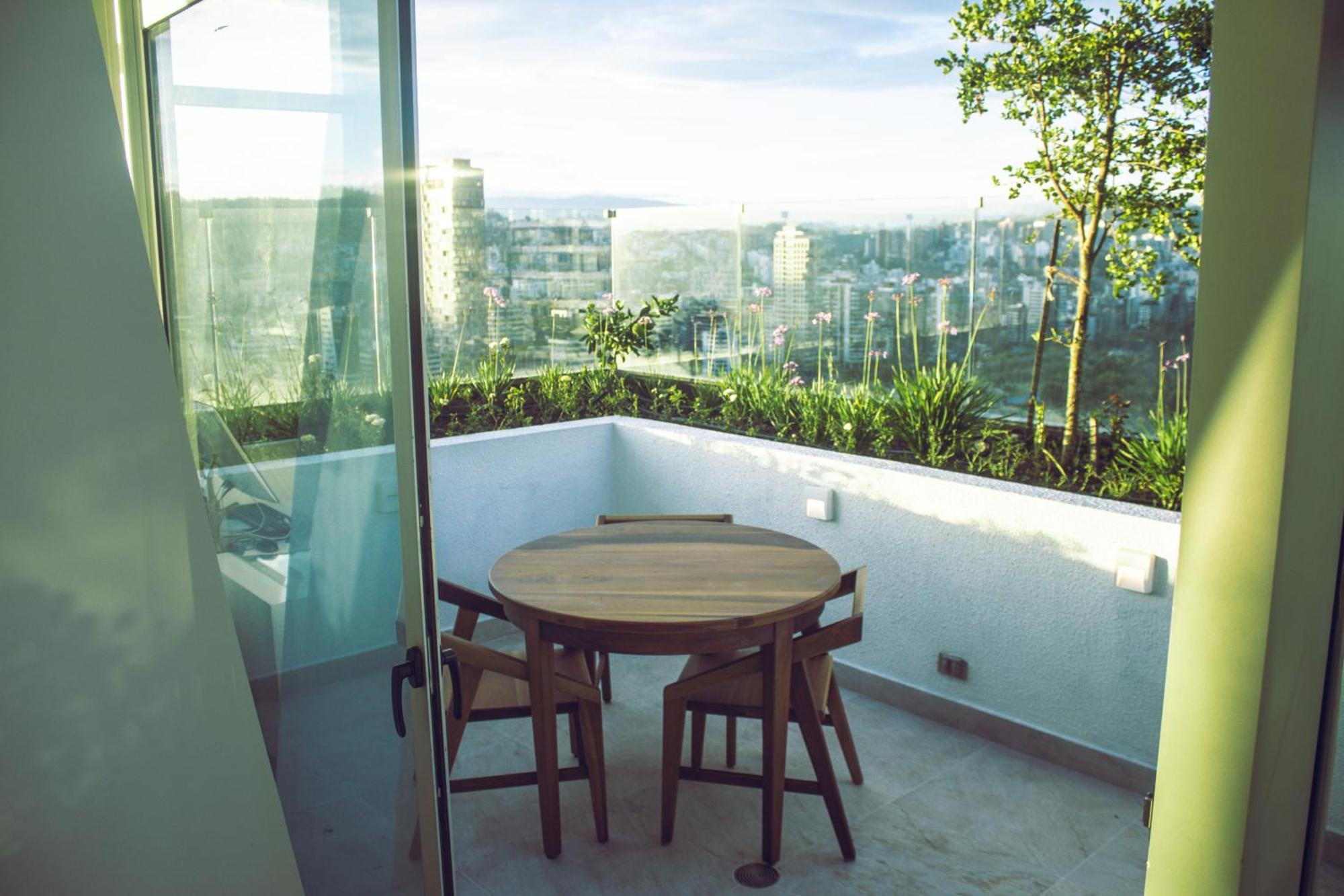 Hermoso Penthouse Vistas Espectacular Quito